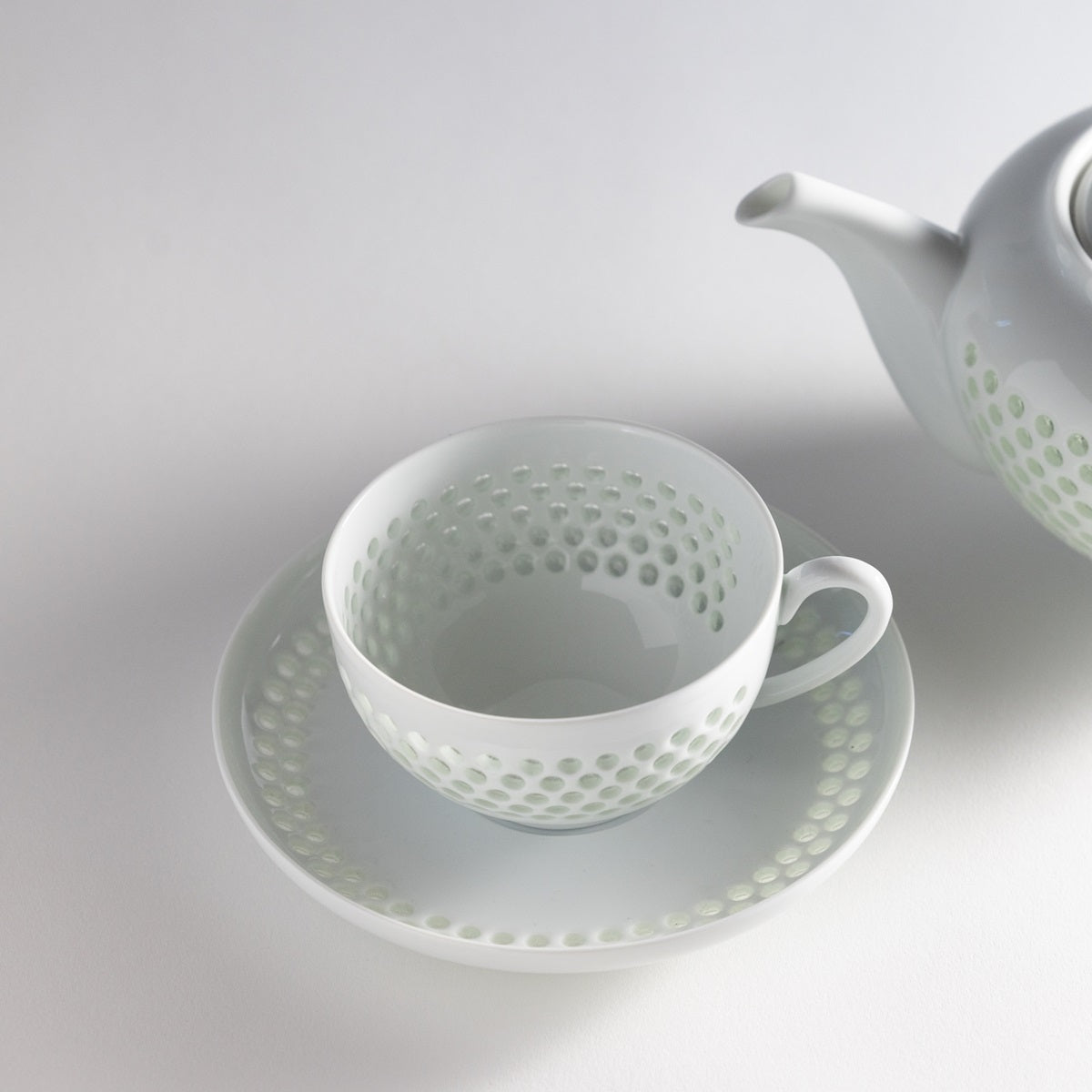 Crystal Premium  Tea Cups & Saucers