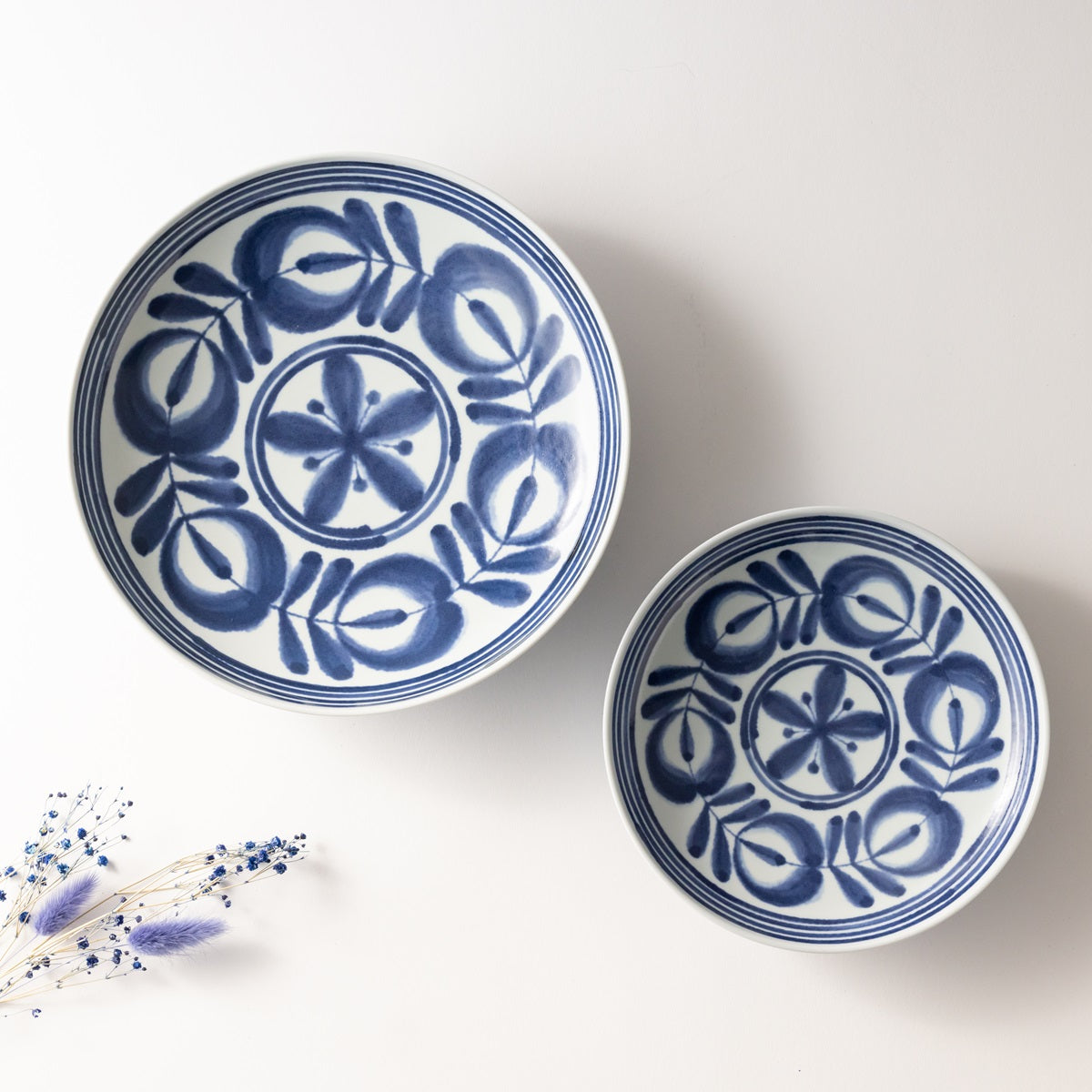 Modern Blue Plate Set